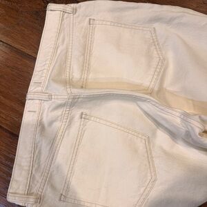 Abercrombie Loose High Rise in cream LONG 30